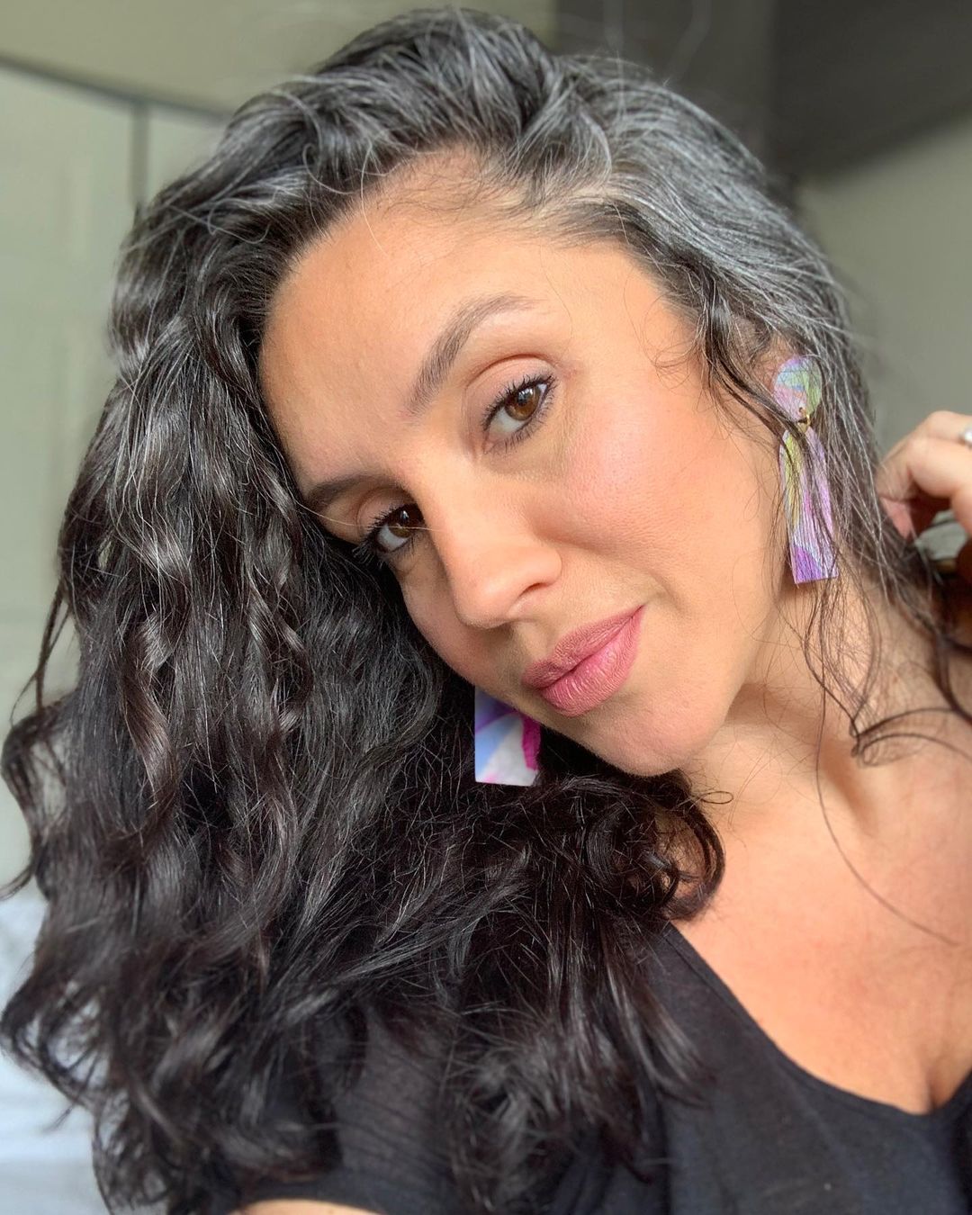 What causes premature gray hair and how to stop it? - Hair Adviser What causes premature gray hair and how to stop it? - Hair Adviser