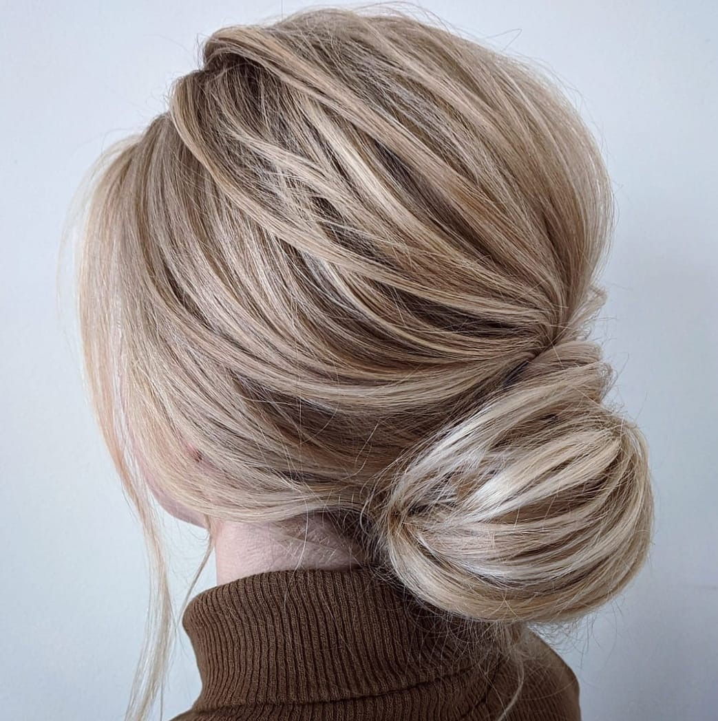 alacsony Bun egy Bouffant