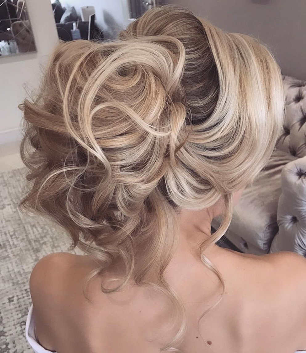 Curly Formal Updo frizura