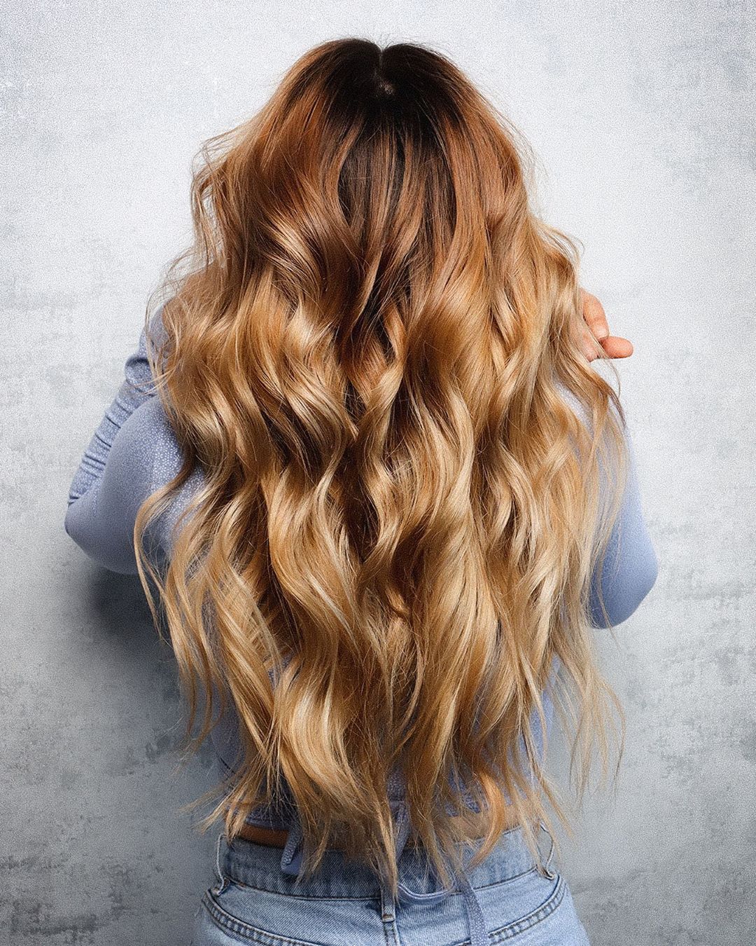 długie włosy karmelowe do Blond Ombre