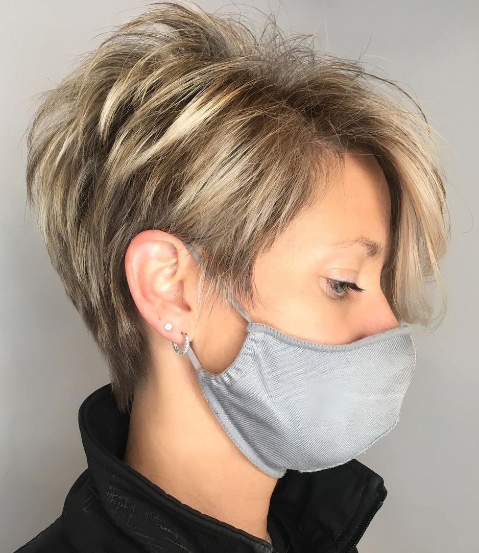  Kort Asymmetrisk Pixie Cut