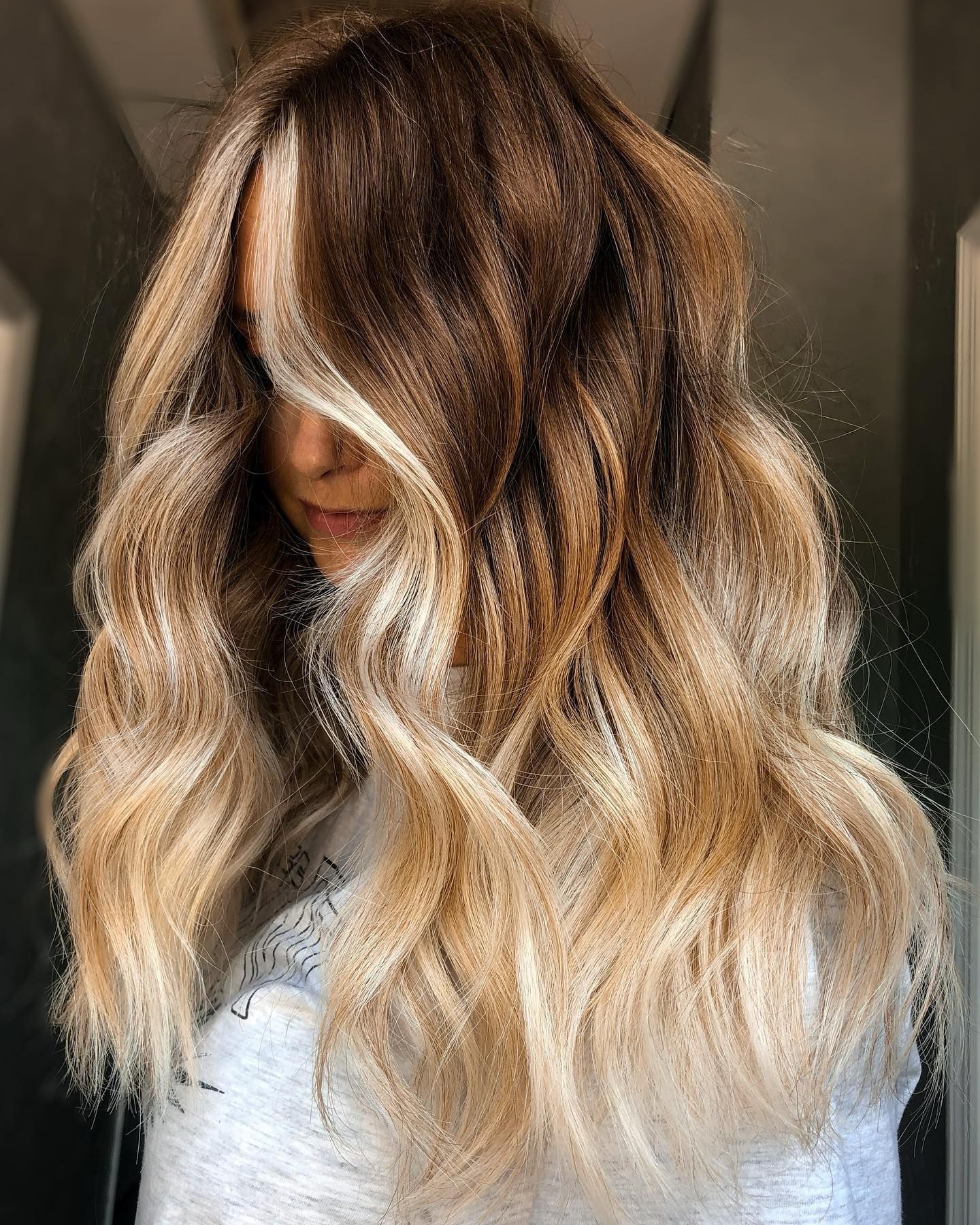30 Golden Blonde Hair Inspirations for You to Shine Out Throughout 2023 30 Golden Blonde Hair Inspirations for You to Shine Out Throughout 2023