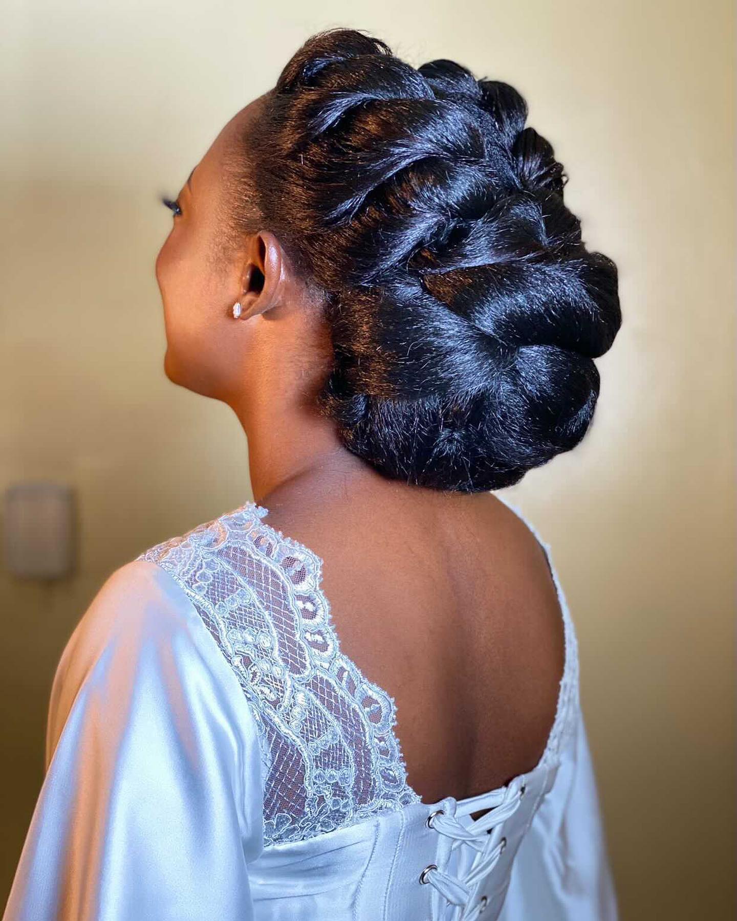 50 Breathtaking Wedding Hairstyles to Rock on Your Big Day - Hair Adviser 50 Breathtaking Wedding Hairstyles to Rock on Your Big Day - Hair Adviser