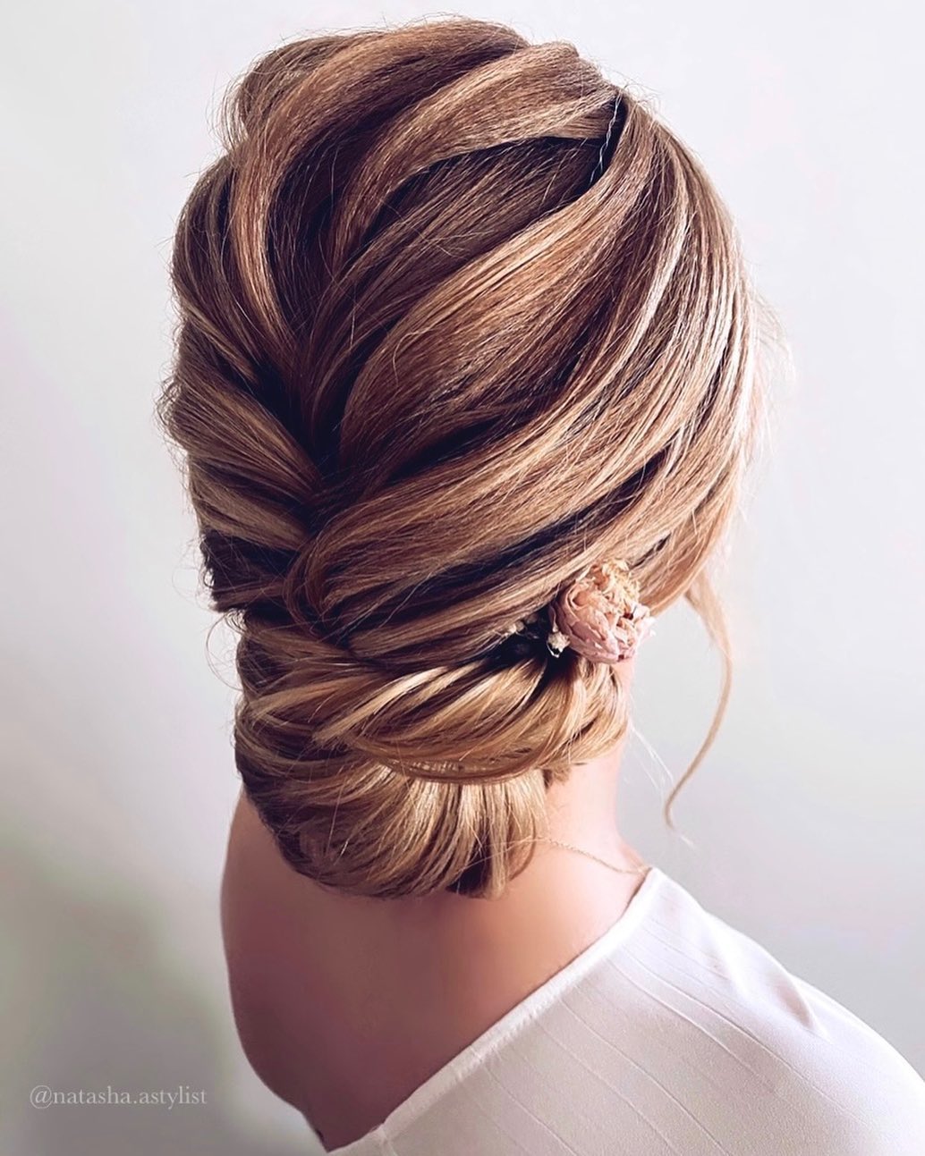 50 Breathtaking Wedding Hairstyles to Rock on Your Big Day - Hair Adviser 50 Breathtaking Wedding Hairstyles to Rock on Your Big Day - Hair Adviser
