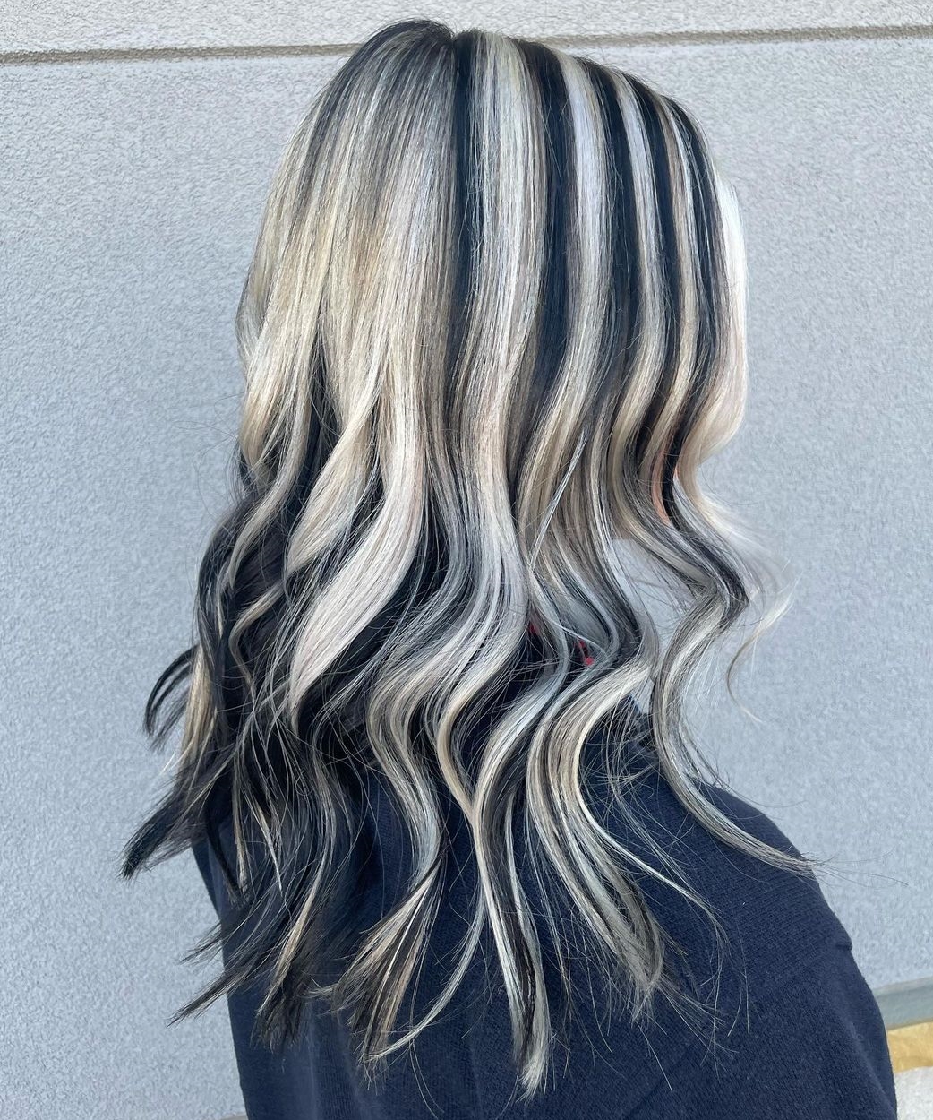 30 Head-Turning Ideas of Chunky Highlights to Update Your Look in 2023 30 Head-Turning Ideas of Chunky Highlights to Update Your Look in 2023